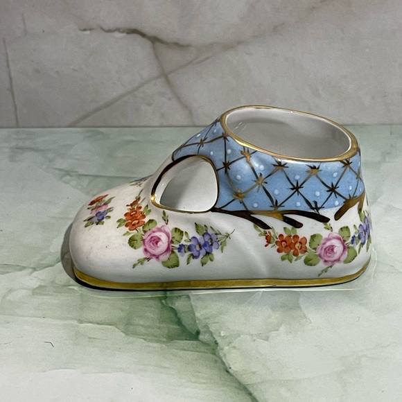 Vintage Baby Shoes Nantucket Floral Gold Hand Painted Porcelain Trinkets - Picture 5 of 8